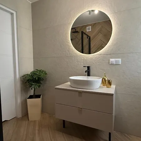 Rocha 159 - Blisko Jasnej Gory - Free Parking تشينستوخوفا