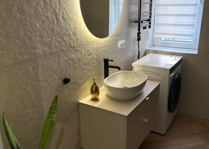 Rocha 159 - Blisko Jasnej Gory - Free Parking Apartmán Čenstochová